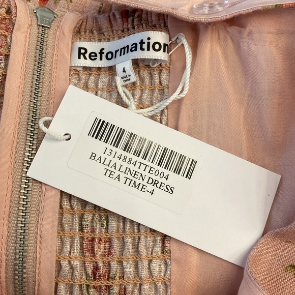 Reformation Balia linen dress in Tea time - Picture 6 of 8